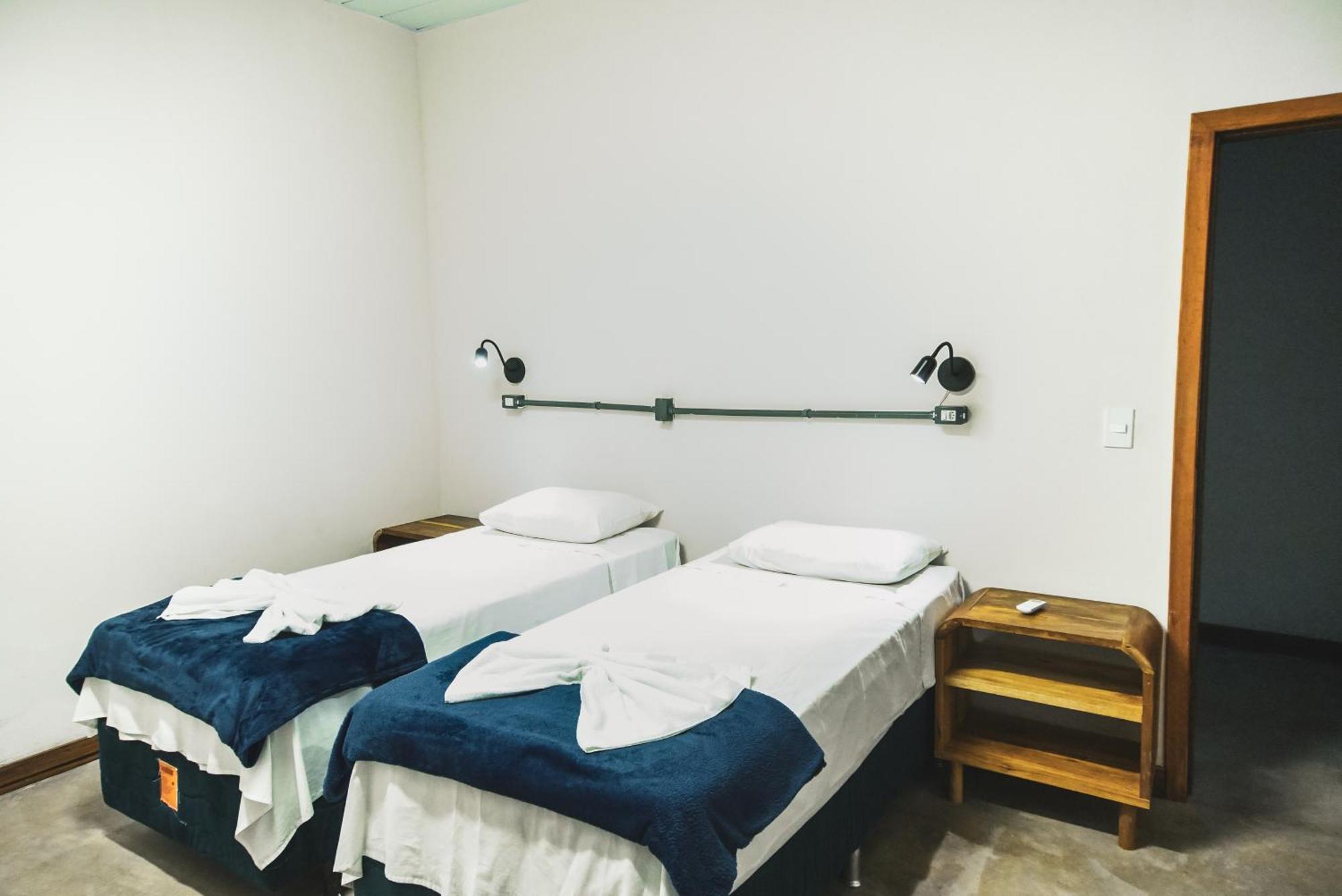 Local Hostel נובו אייראו מראה חיצוני תמונה